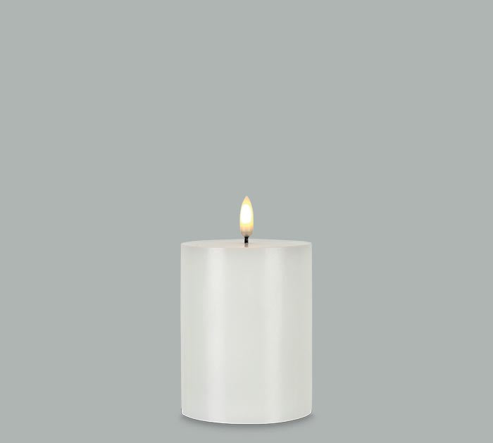 White Candle Pillar small