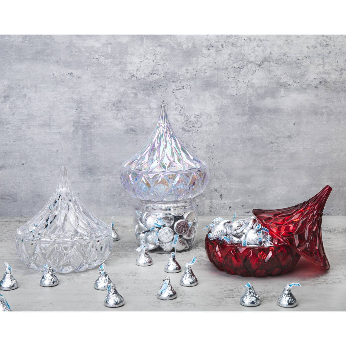Hershey's KISSES Red Candy Dish - Holiday - Gift Guide