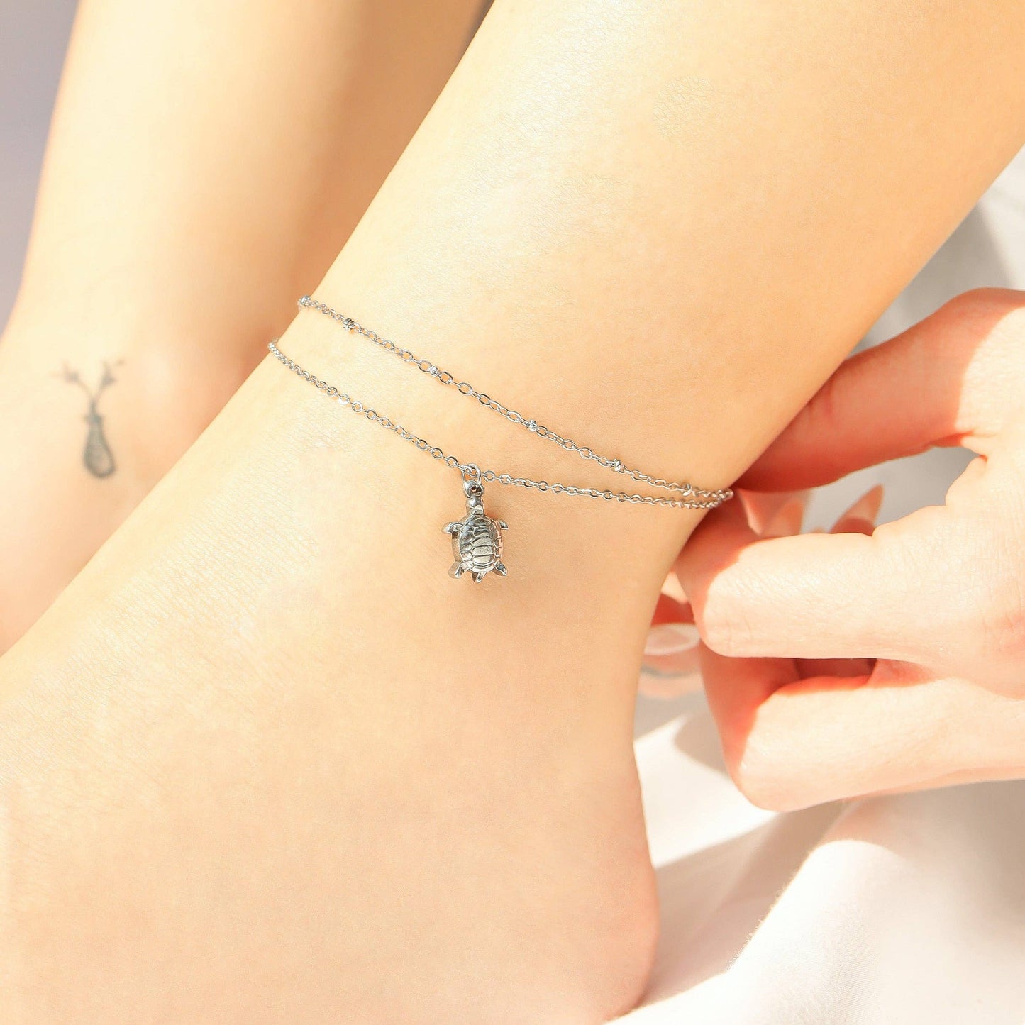 18K Gold PVD Stainless Steel Sea Turtle Charm Anklet