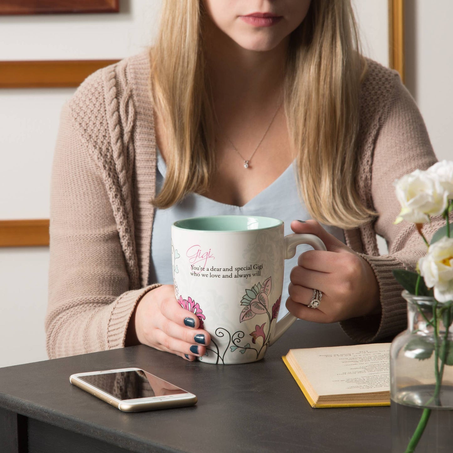 Gigi - 20 oz Cup