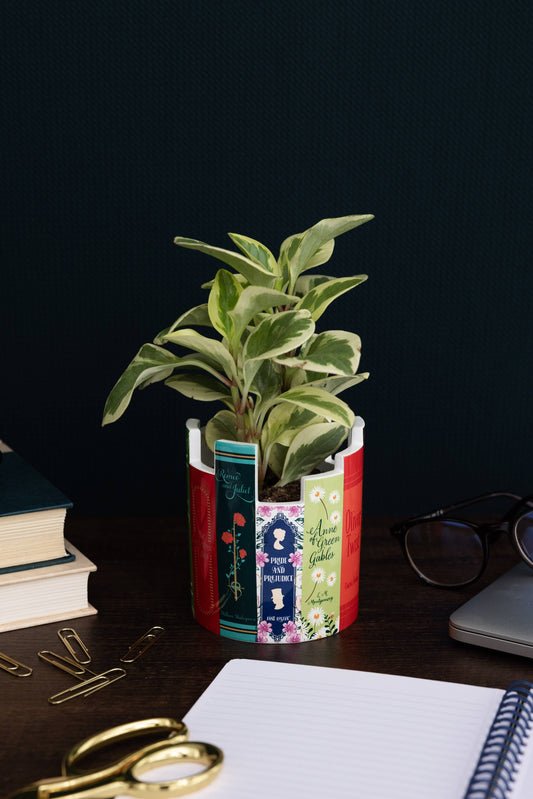 Desk Pot, Classic Books