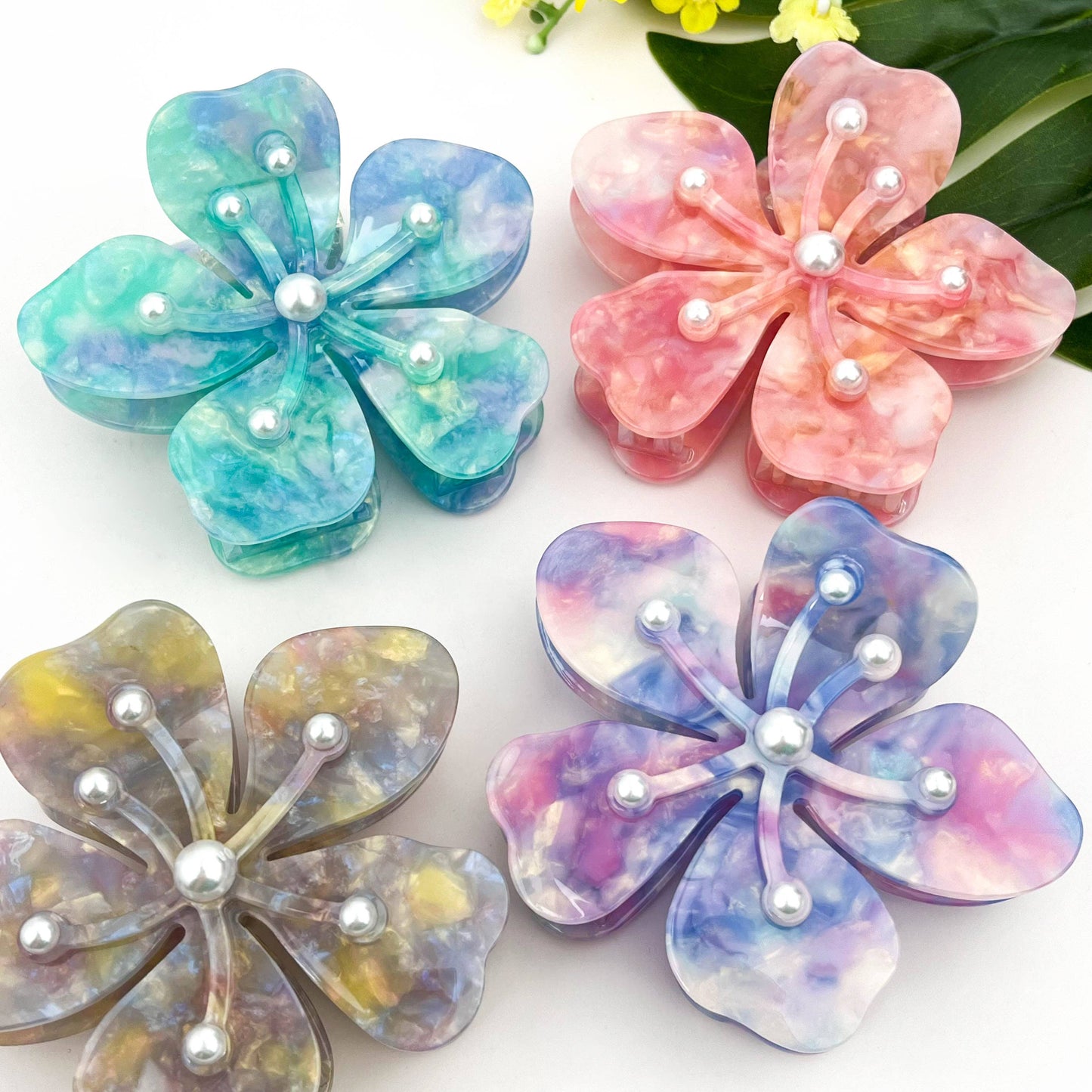 Pearl Sakura Claw Clip, Flower Hair Clip