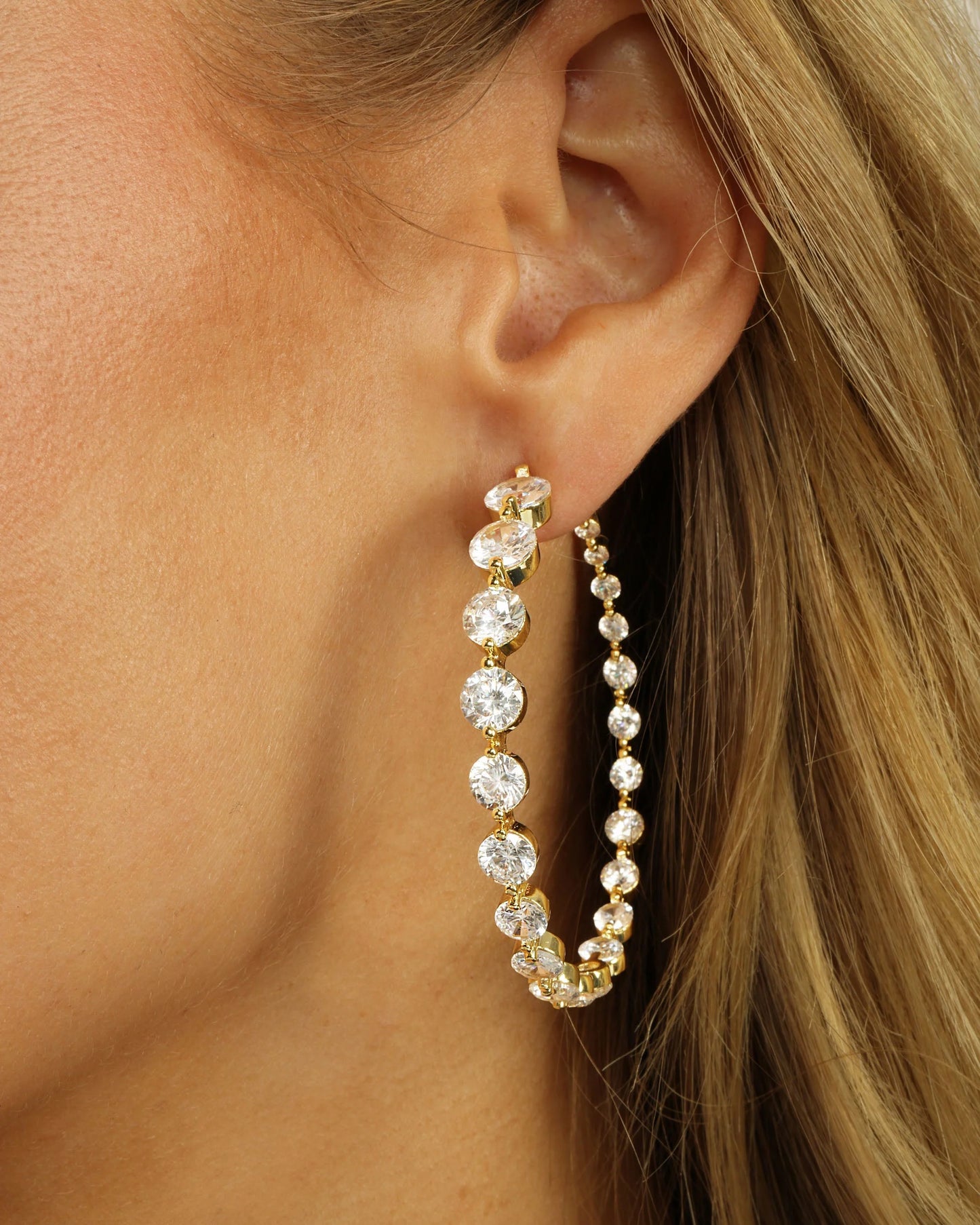 She's an Icon Hoops 2"